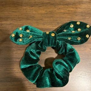 Lele Sadoughi Scrunchie